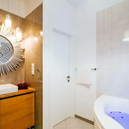 Apartament On Kozlova 4 Apartment